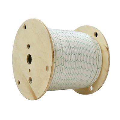 船舶の牽引とドッキングのためのダブルブレイクされたナイロンアンローリングロープ