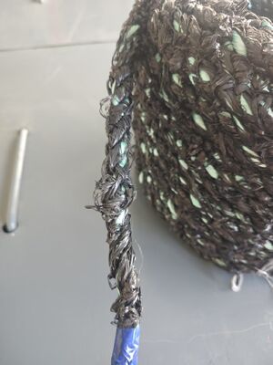 3本のポリプロピレン貝類飼育用ロープ 16mmx220m ブラック色 紫外線耐性 フローレッセンス製